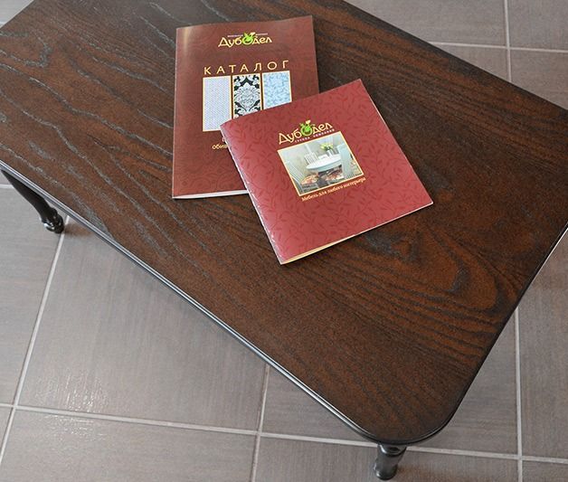 Стол журнальный Классик нераздвижной