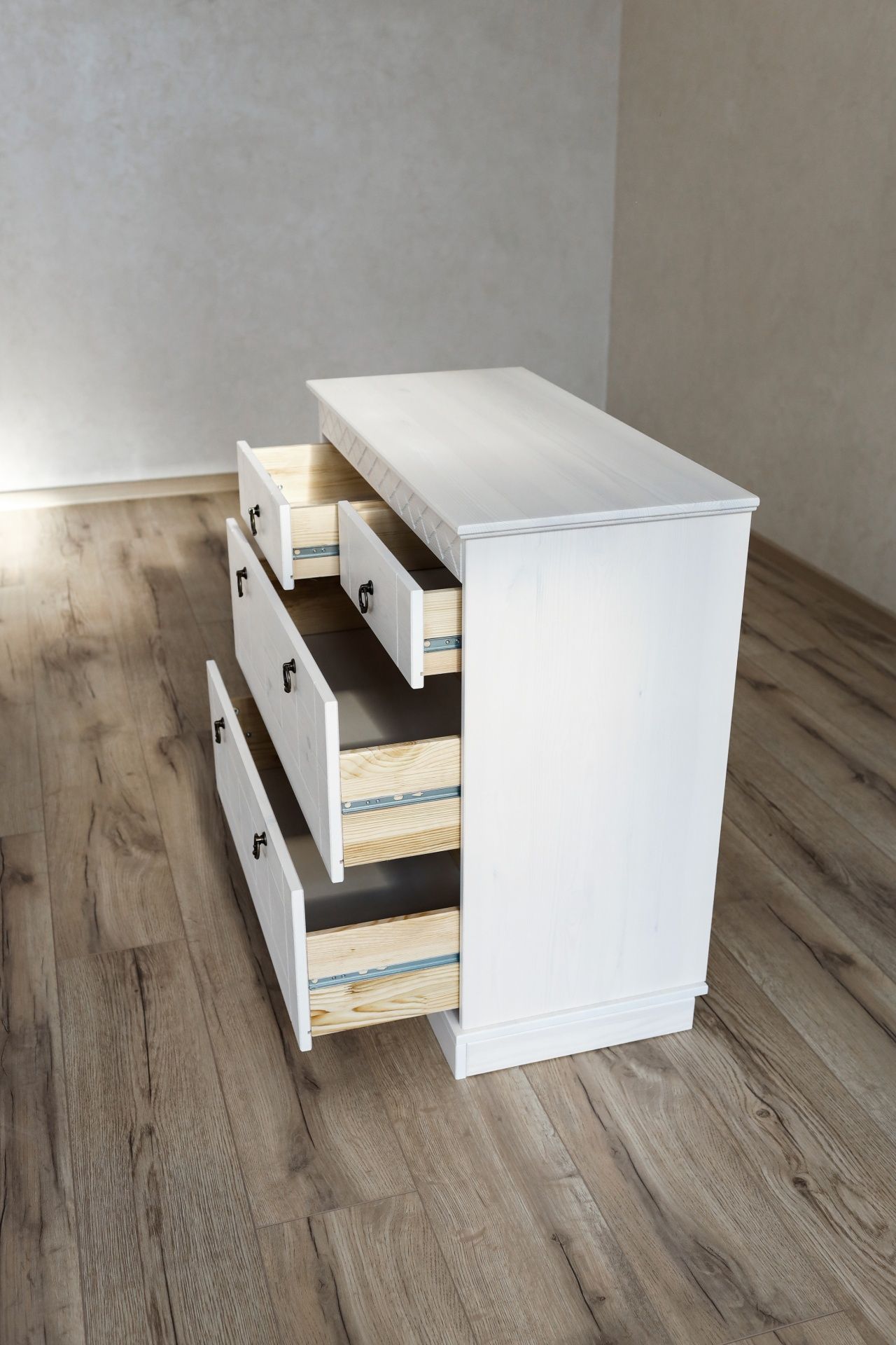 Комод 22 Индра белый воск