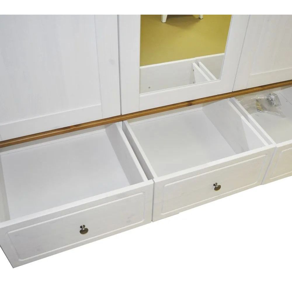 Шкаф с зеркалом массив сосны белый 33 Пенни