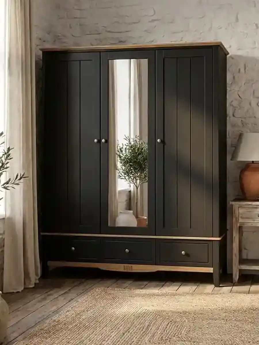 Шкаф с зеркалом массив сосны белый 33 Пенни