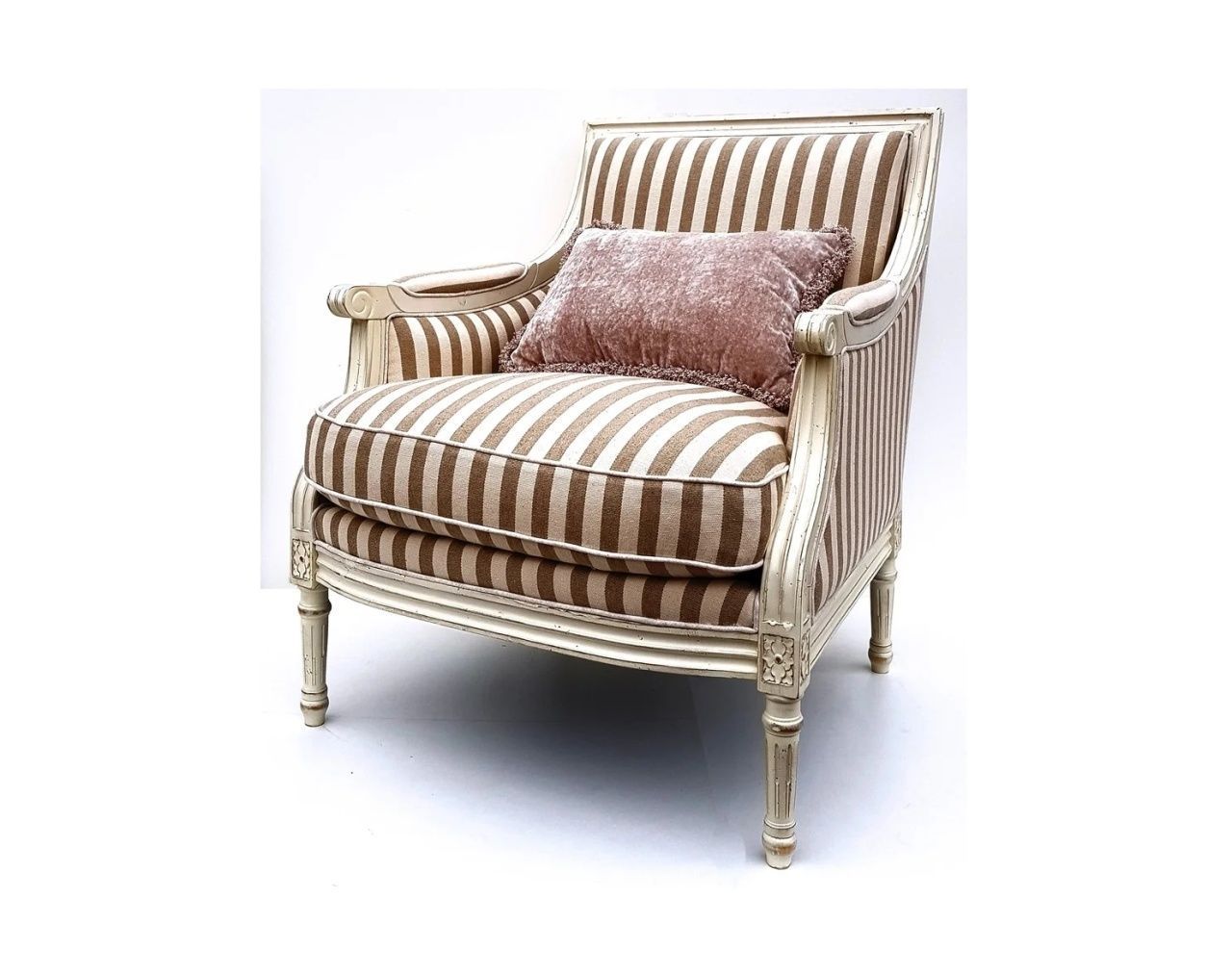 Кресло мягкое DF814