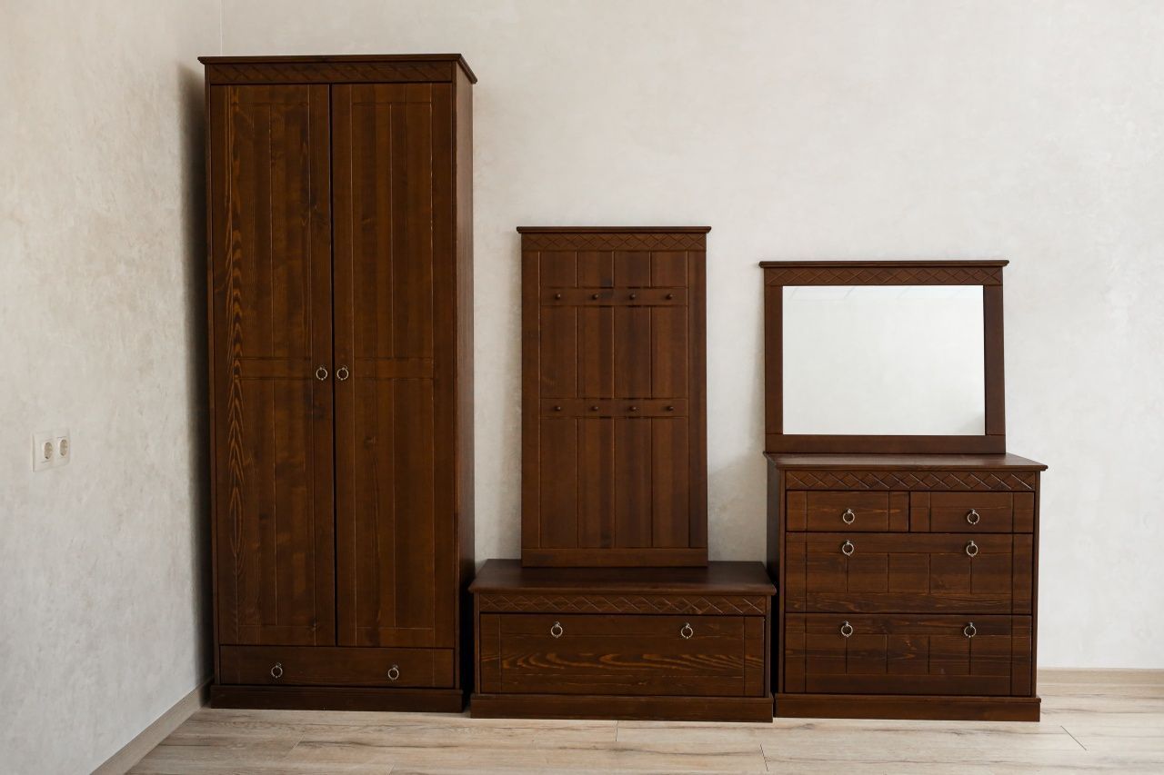 Вешалка навесная Индра махагон 8015