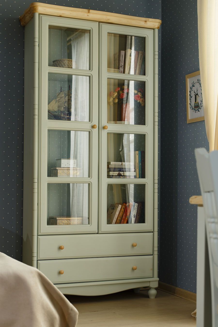 Шкаф книжный Айно №3 (2 ящика 2 двери, широкий)