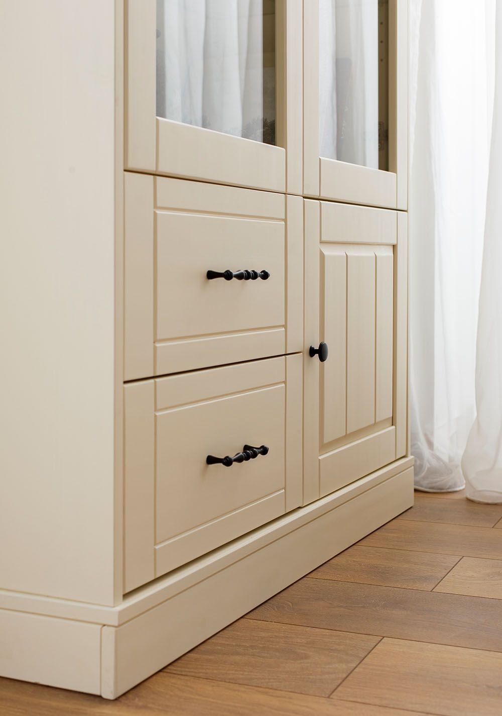 Сервант Дания 2-створчатый №1