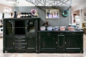 Комоды и тумбы