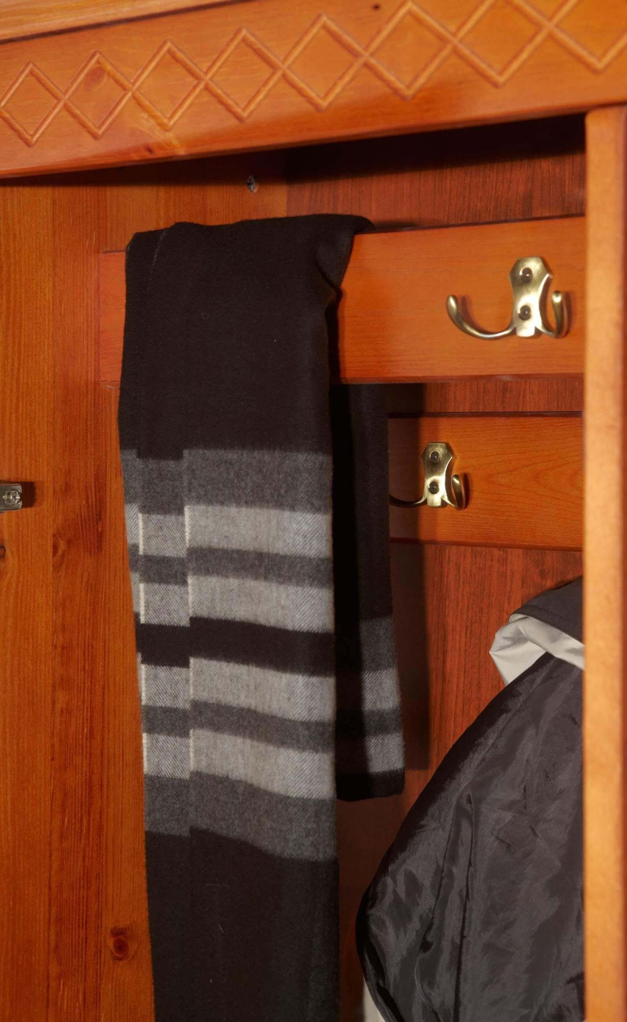 Шкаф Дания для прихожей 1-ств