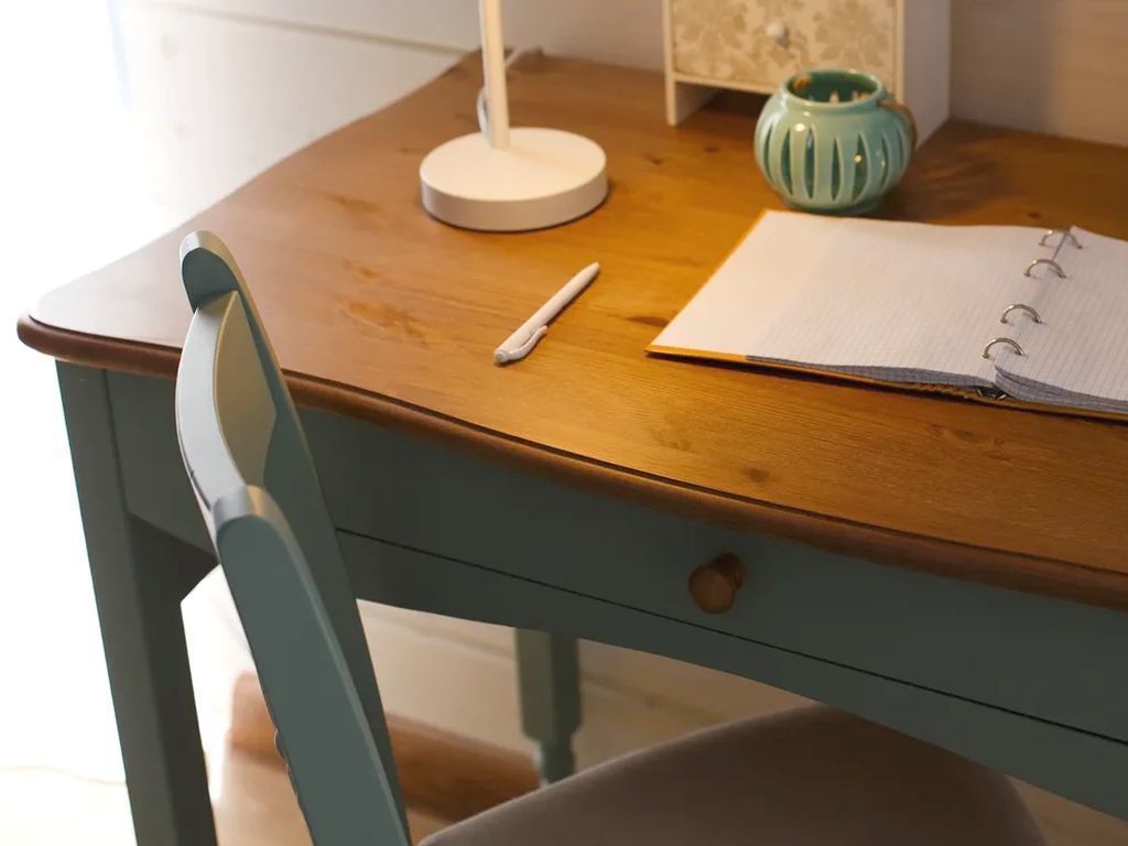 Стол письменный Айно №5 (1 ящик)