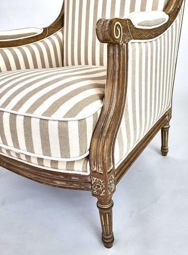 Кресло мягкое DF814