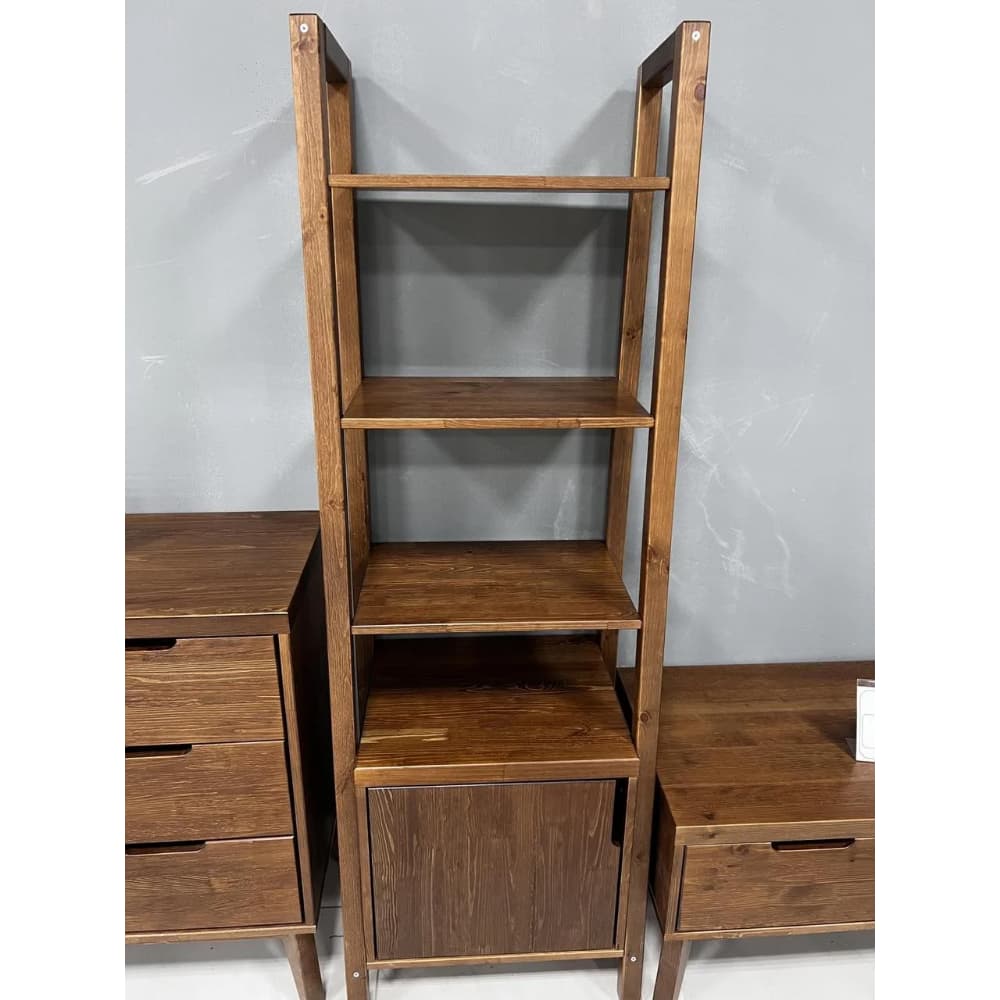 Стеллаж Доната 7 с дверцей